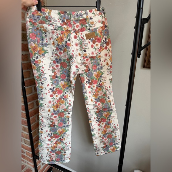 Wrangler x Free People Westward 626 High Rise Boot Multicolor Floral Pants - Picture 4 of 9